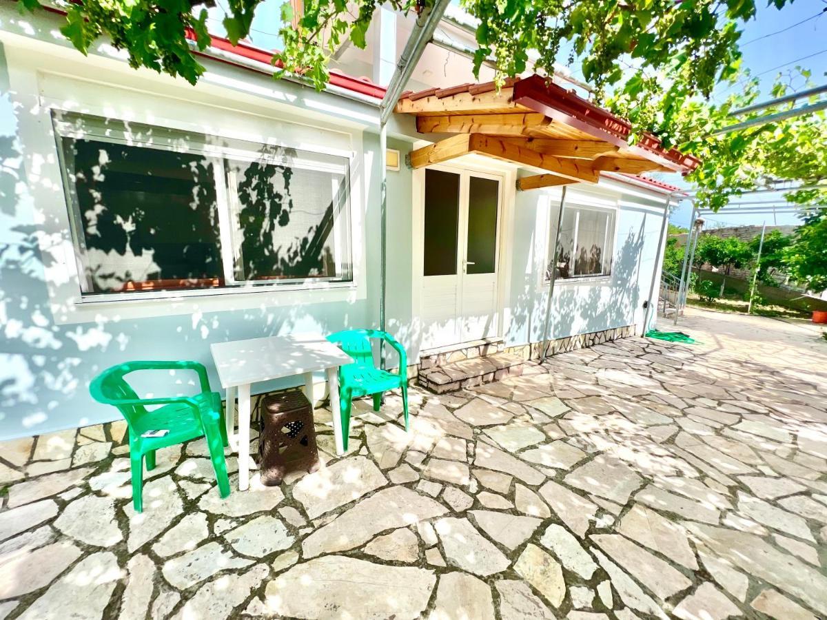 Coral Guesthouse ساراندا المظهر الخارجي الصورة