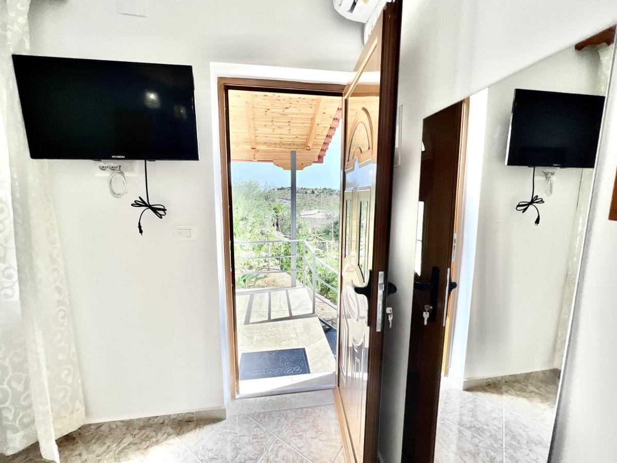 Coral Guesthouse ساراندا المظهر الخارجي الصورة