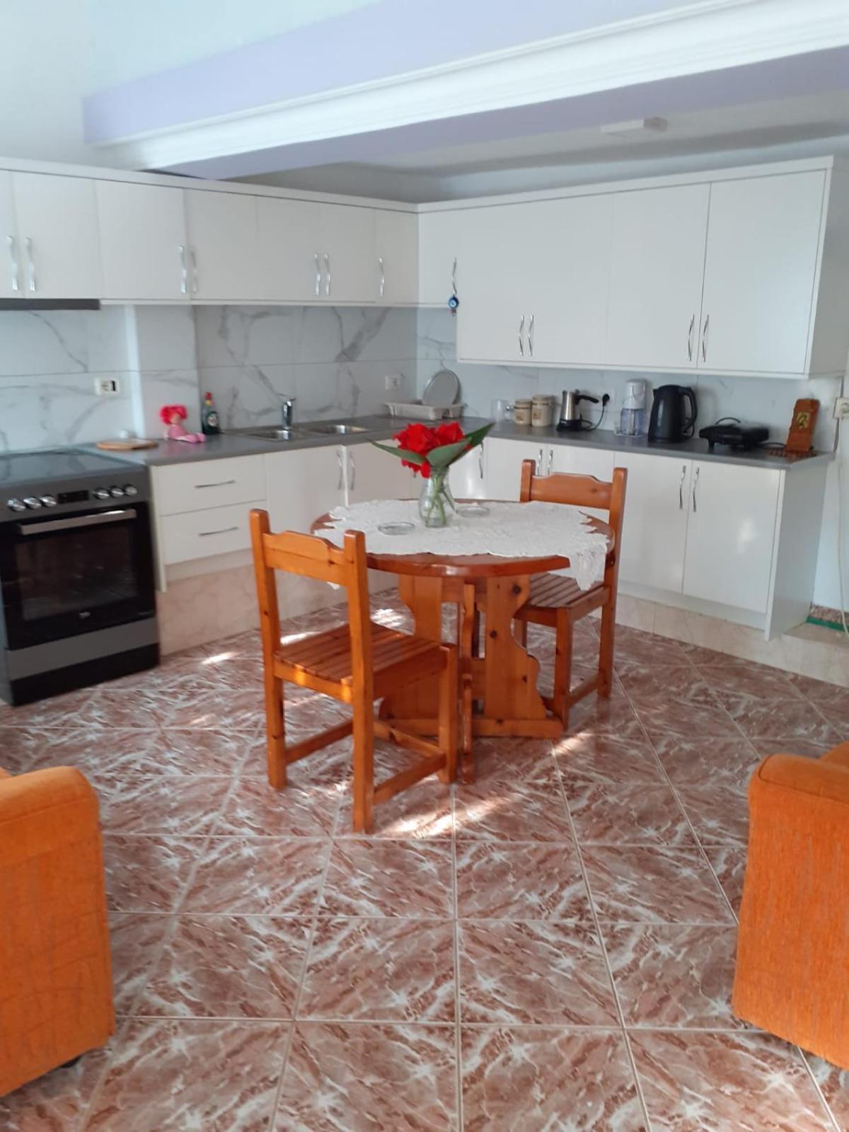Coral Guesthouse ساراندا المظهر الخارجي الصورة