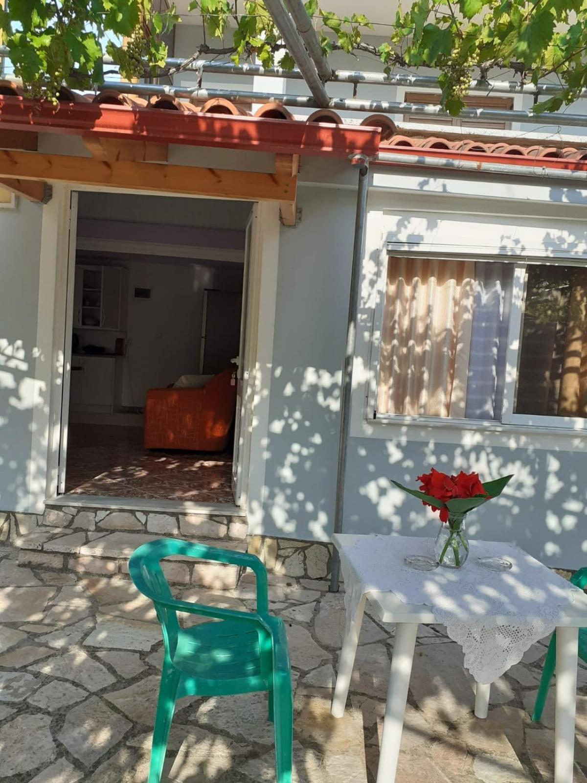 Coral Guesthouse ساراندا المظهر الخارجي الصورة